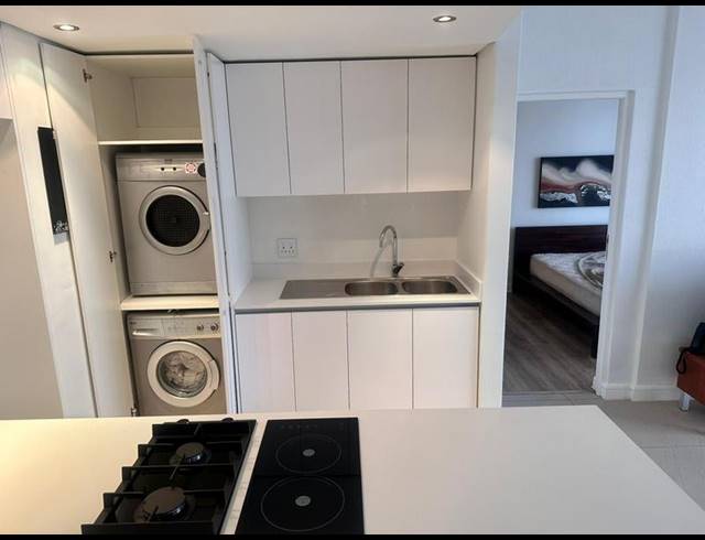 2 BEDROOM PROPERTY TO RENT IN GREEN POINT